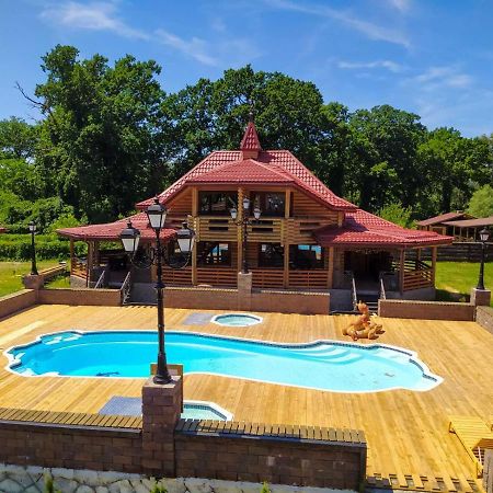 Загородный Комплекс Fort Pirnov Park Pirnove ภายนอก รูปภาพ