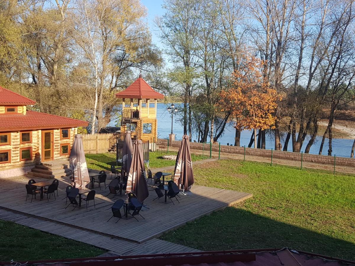 Загородный Комплекс Fort Pirnov Park Pirnove ภายนอก รูปภาพ